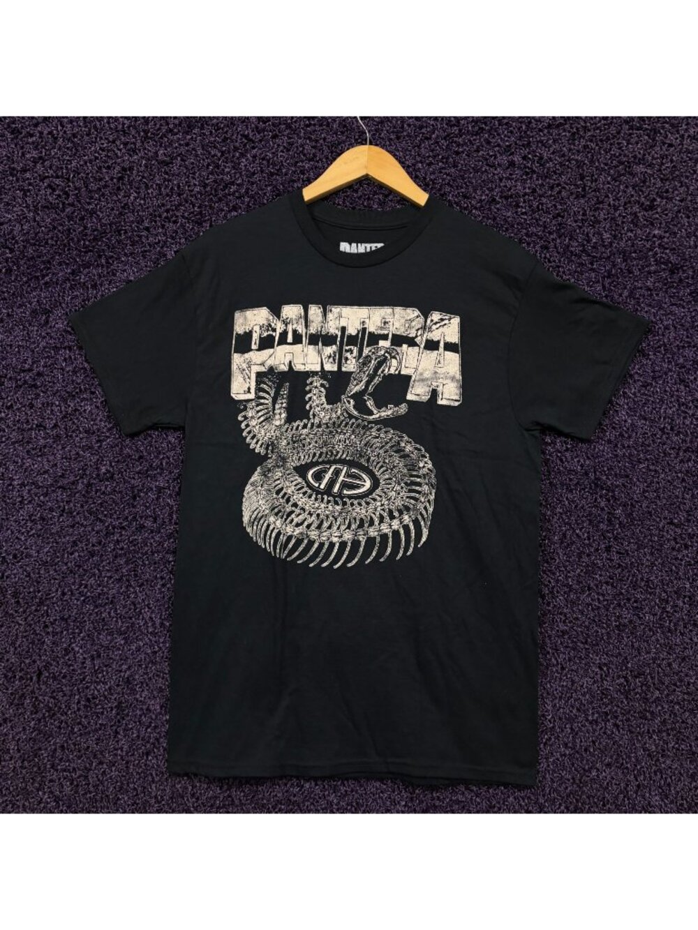 Pantera Hissing Snake T-Shirt Size Medium
